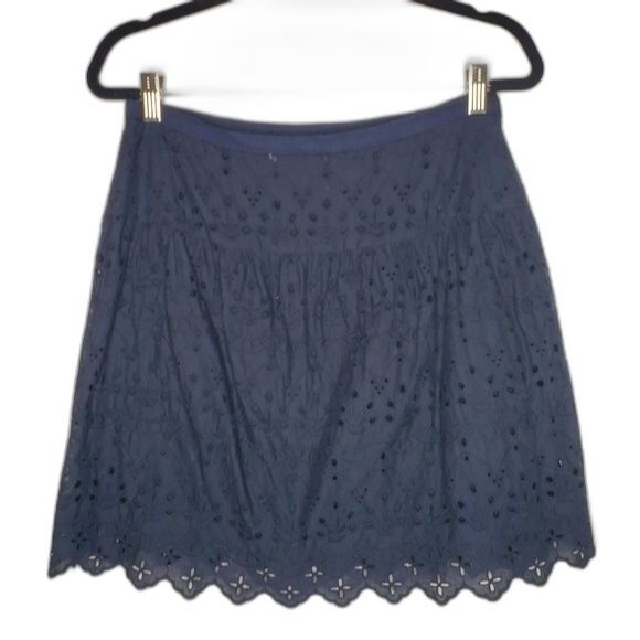 LOFT Navy Blue Eyelet Cotton Mini Skirt Size 4 - Picture 1 of 7